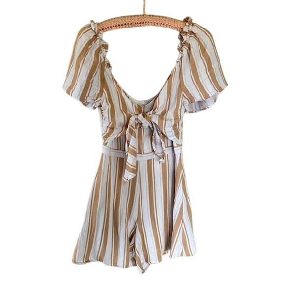 Megan Tie-Front Striped Fully Lined Romper Boho Chic Summer Outfit Size Medium - Picture 2 of 9